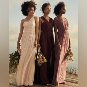 NWT bridesmaid dress. Never worn! Beautiful convertible design.